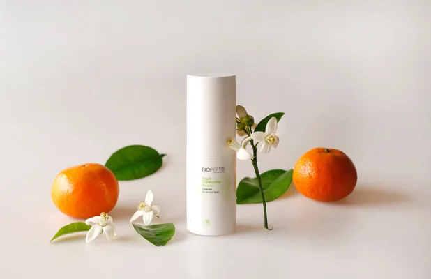 קלינסר - Fruit Cleansing Foam