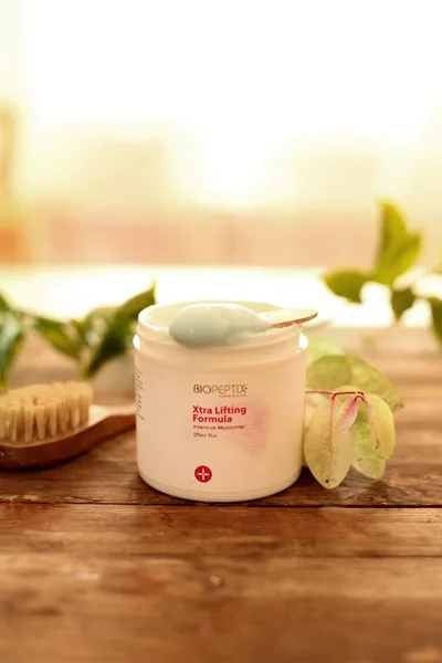 Intensive Moisturizer - Xtra Lifting Formula